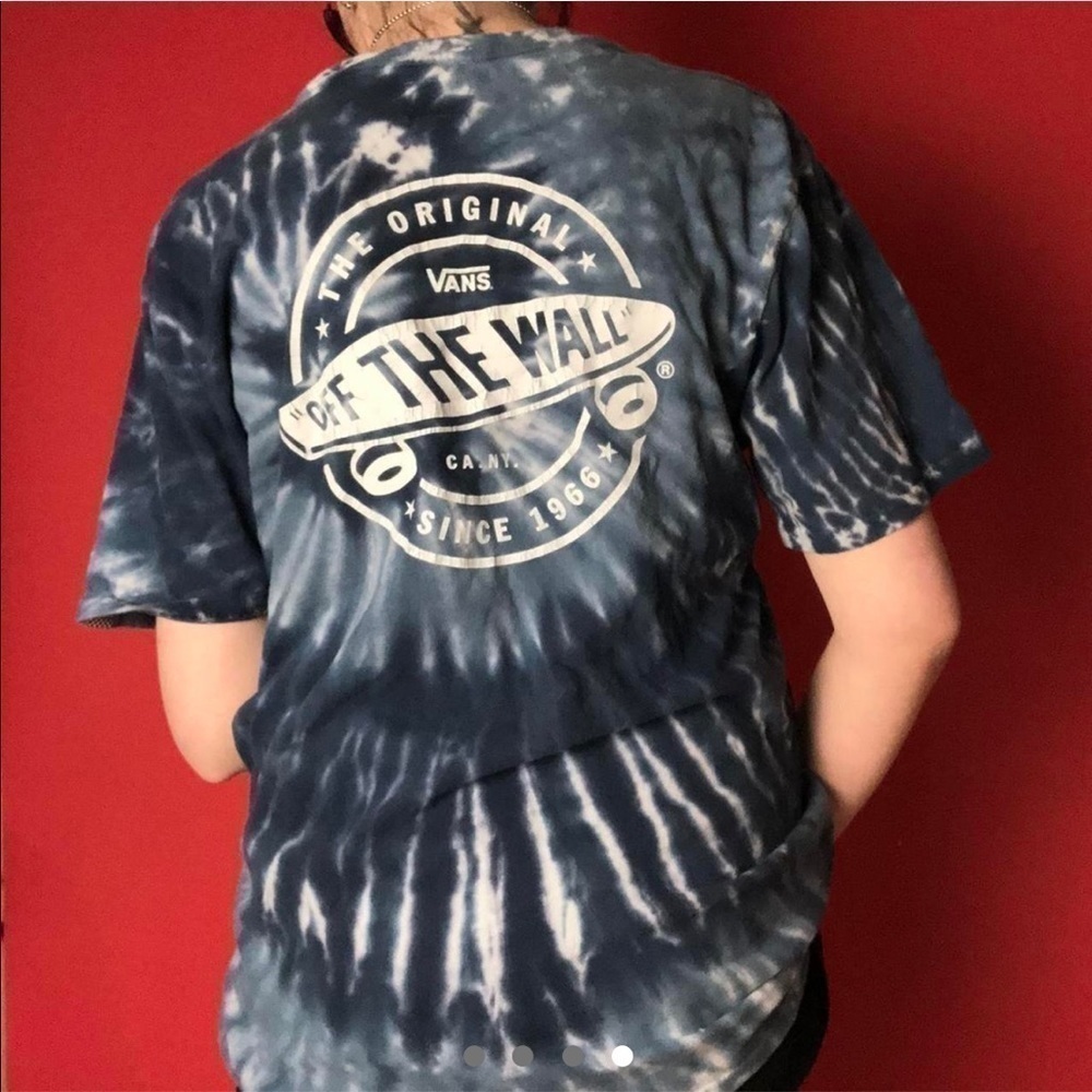 Blue tie dye vans off the wall tee ππ€ββββββββββββββββββββββββββ - Picture 4 of 4